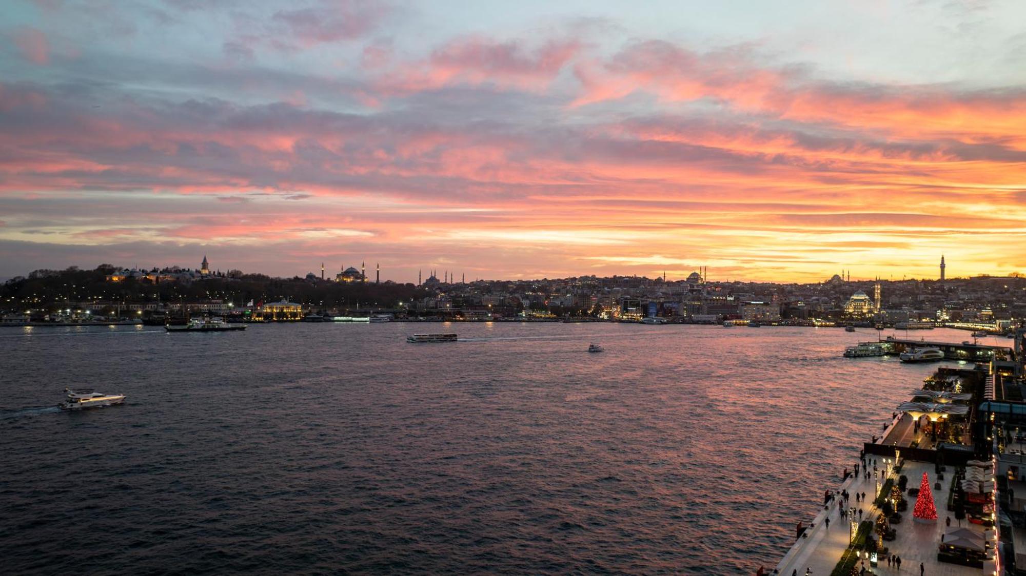 Dream Inn Karakoey Bosphorus Istambul Exterior foto